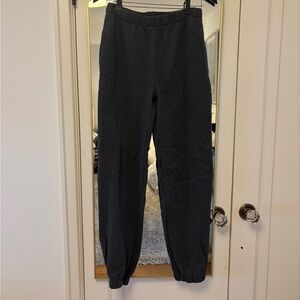 Brandy Melville Dark Gray Rosa Sweatpants